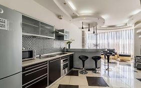 Cozy Apartment In Most City Center